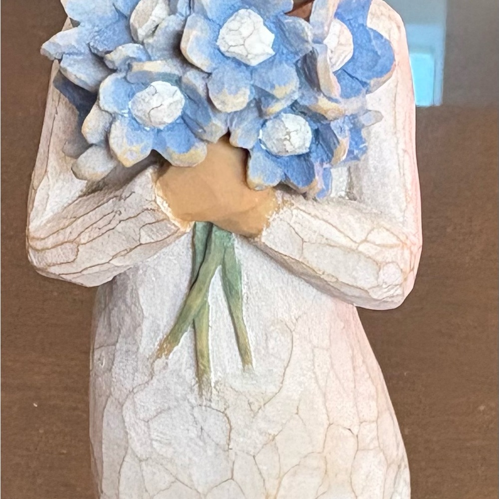 Willow Tree Figurine with Cream and Tan Accents